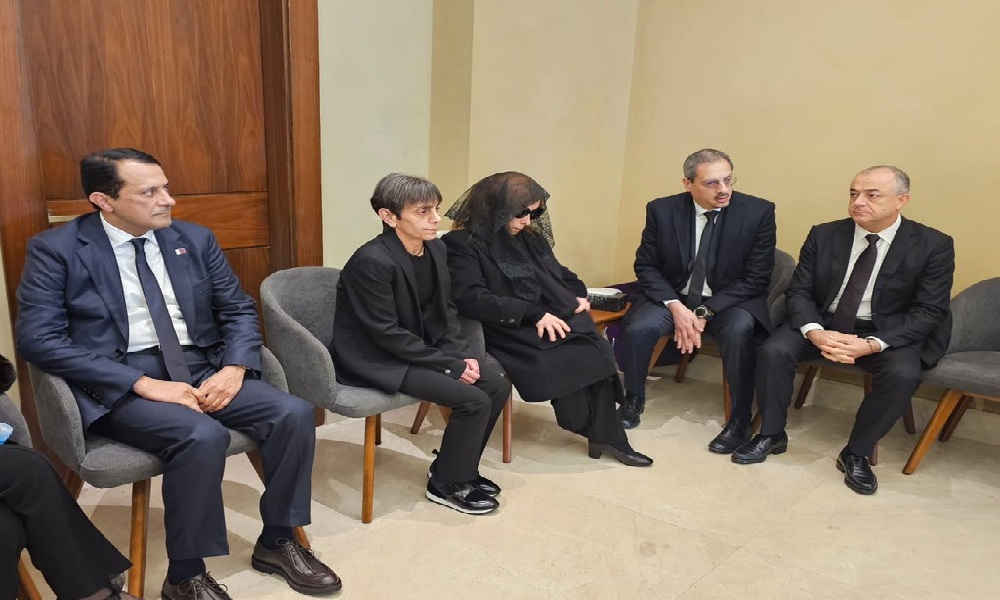 فيروز تتقبل التعازي بنجلها في المحيدثة – بكفيا