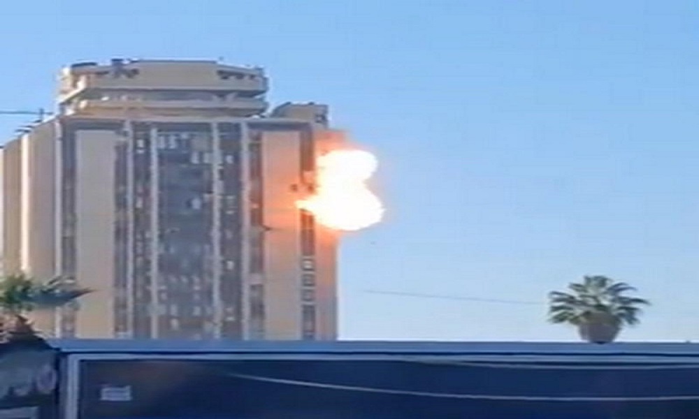 بالفيديو: “قسد” تستهدف مبنى محافظة حلب بـ”مسيرة”