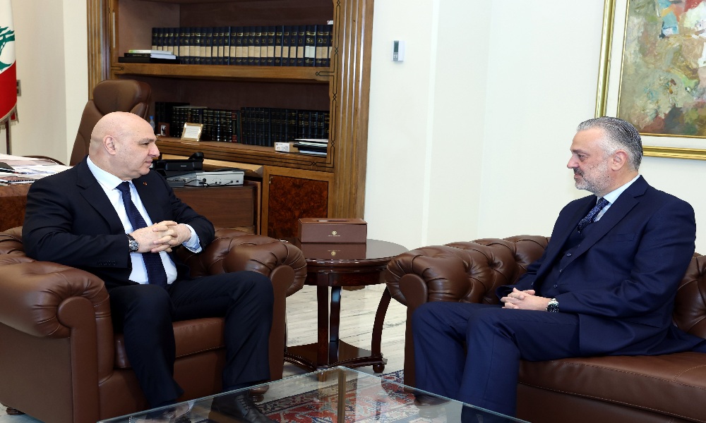 حبيش بعد لقائه عون: الجيش مُلتزم بحصر السلاح