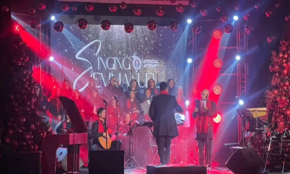 رسميًا.. ريسيتال “نرنم عمانوئيل” يدخل موسوعة غينيس!