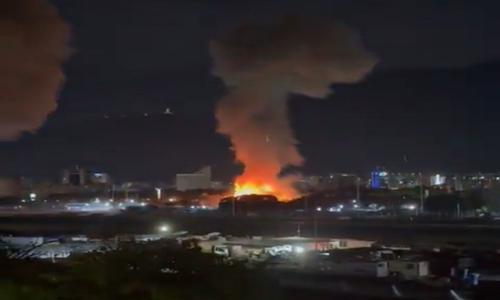 بالفيديو: انفجارات في العاصمة الفنزويلية كاراكاس