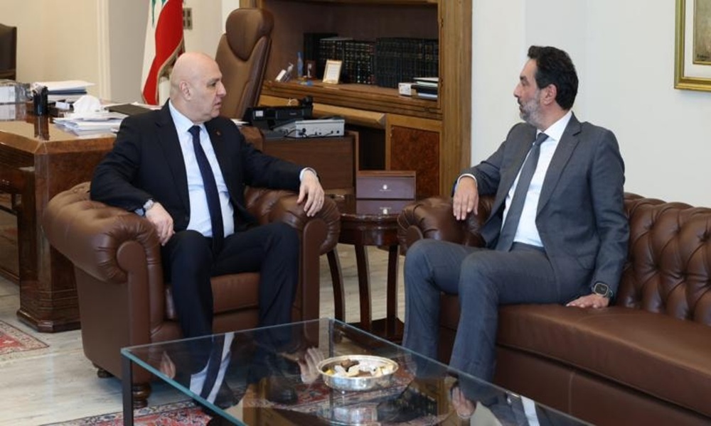 الصادق بعد لقائه عون: تأكيد على حصر السلاح بيد الدولة
