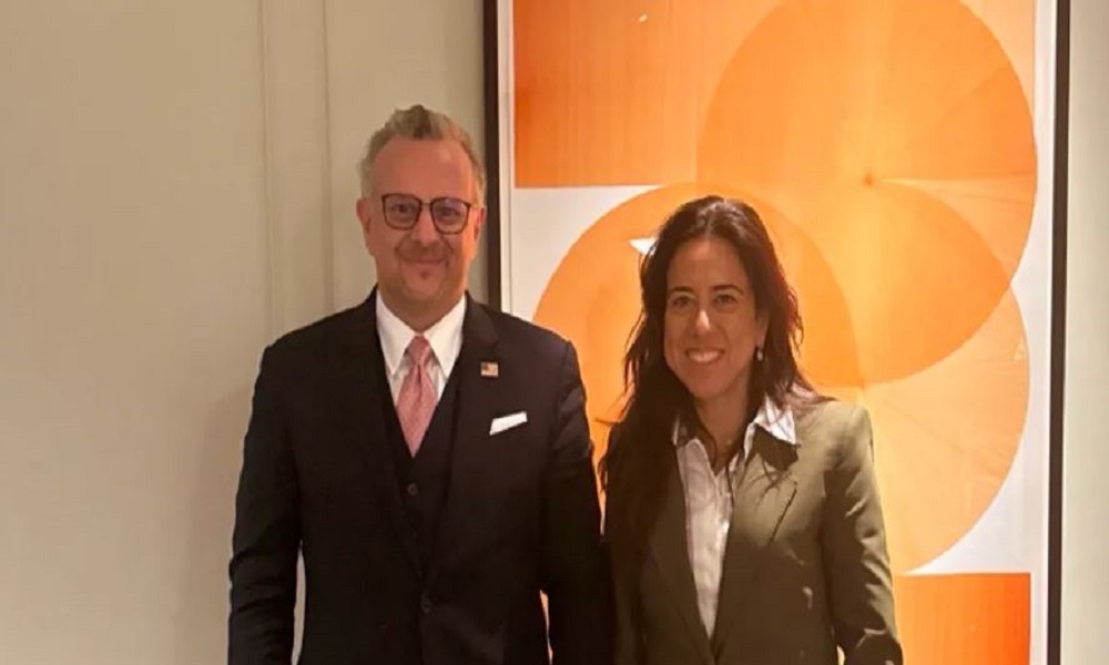 بولس يؤكد أهمية التنسيق مع الإمارات في القضايا الإقليمية