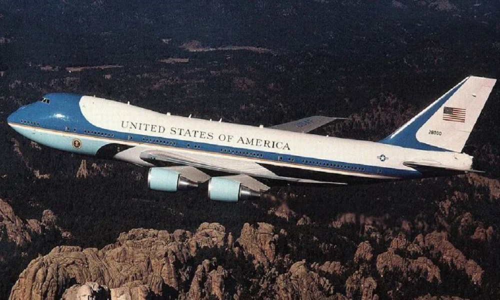 ألوان جديدة لطائرة الرئاسة الأميركية