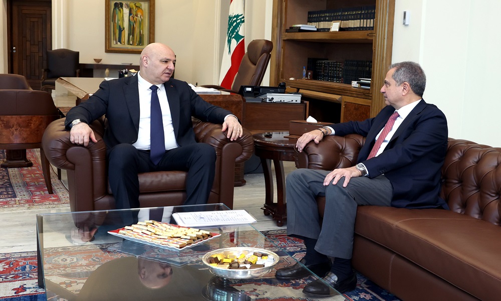 عون اطّلع من الصدي على نتائج زيارته إلى قطر