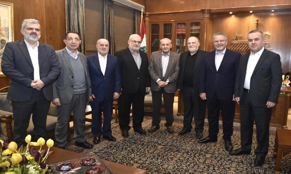 حراك انتخابي في لبنان رغم الشكوك المحيطة بالاستحقاق