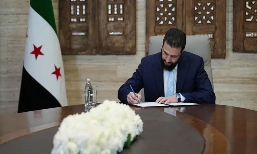 الشرع يصدر مرسومًا بمنح عفو عام في عدد من الجرائم