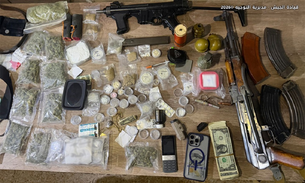 عمليات دهم وتوقيف أشخاص في الهرمل وبعلبك (صوَر)