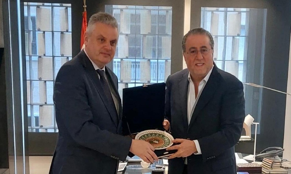 شقير يبحث مع سفير مولدوفا تعزيز التعاون الاقتصادي