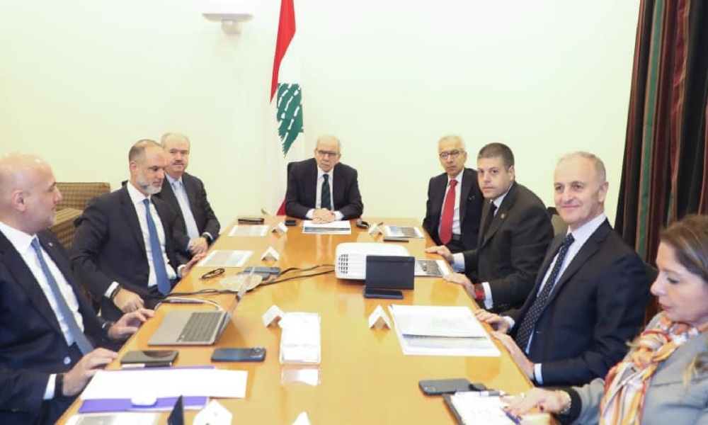 سلام يبحث تعزيز كفاءة مرفأ بيروت