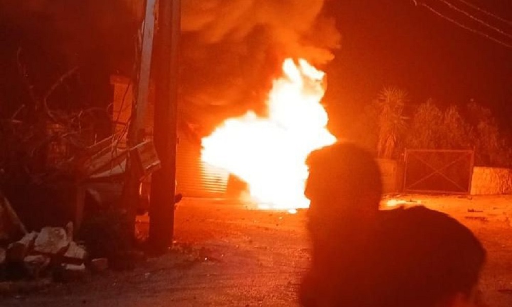 بالفيديو: ضحية باستهداف سيارة في طلوسة