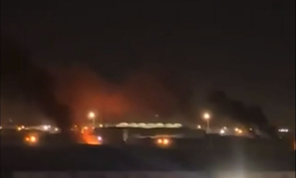 بالفيديو: استهداف قاعدة أميركيّة في أربيل