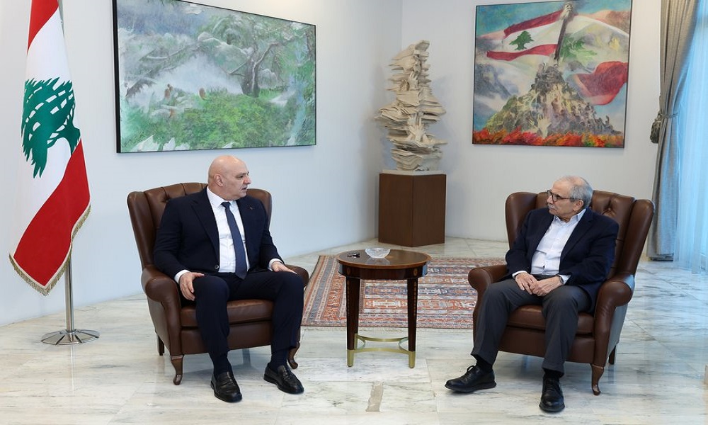 عون التقى سلام قبيل الجلسة