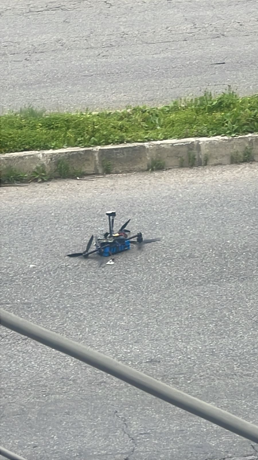 بالصورة: الحزب يسقط محلقة إسرائيلية فوق المروانية