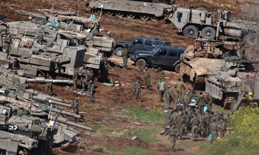 إسرائيل تستهدف قلب بيروت وتَحْشد على الحدود