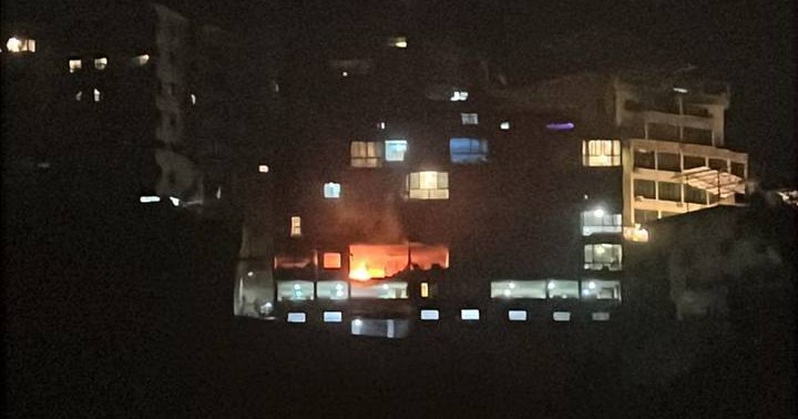 بالفيديو والصور: استهداف شقة في بشامون