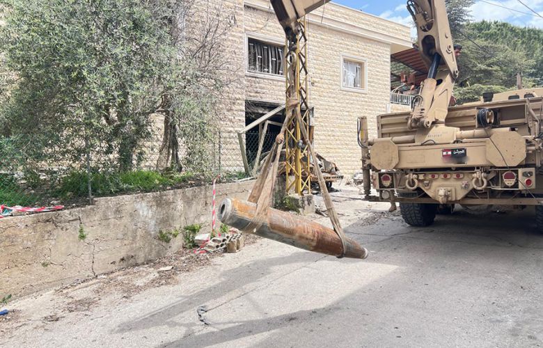 الجيش: تفكيك قنبلة طيران غير منفجرة في تبنين