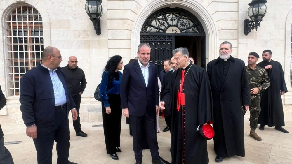 موكب البطريرك الراعي انطلق إلى قرى جزين