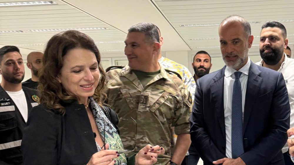 جولة وزارية في مطار بيروت للإطلاع على الخدمات