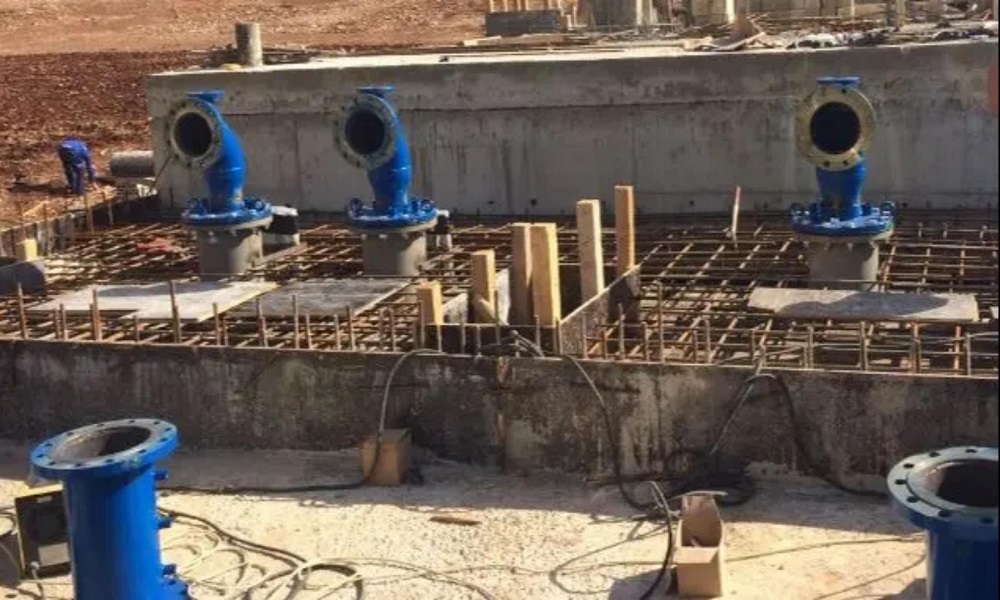 إعادة تشغيل محطّة ضخ جنوبيّة بعد تعرّضها للقصف