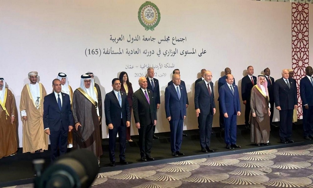 رجّي: لا يجب أن يُقرَّر مصير لبنان على طاولات لا يجلس إليها
