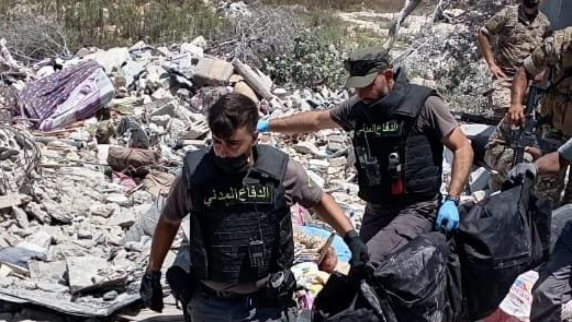 بالصورة- انتشال جثث 4 ضحايا في زوطر الغربية