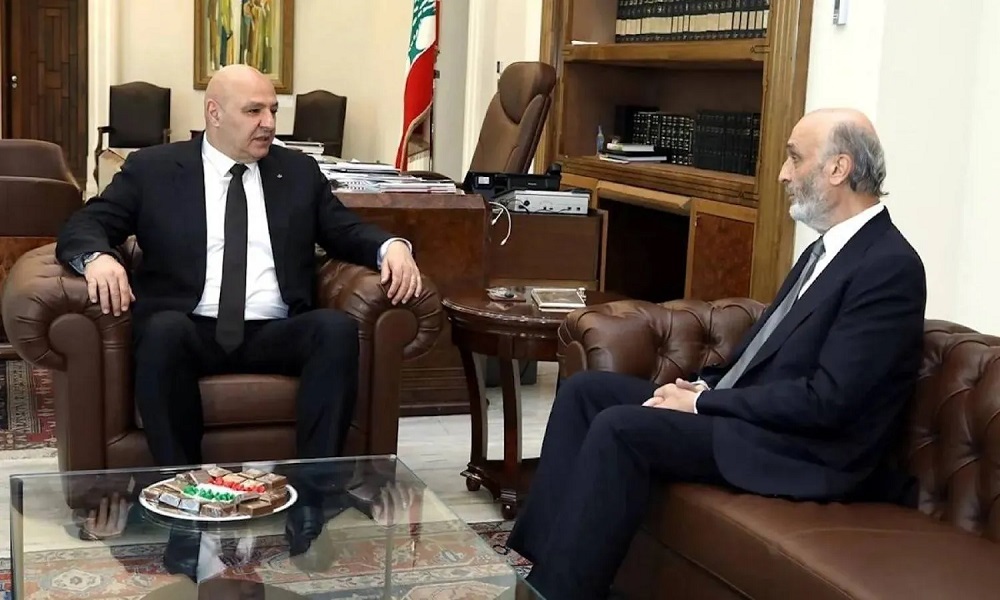 خلوة إيجابية بين عون وجعجع بعد اجتماع “التكتل”