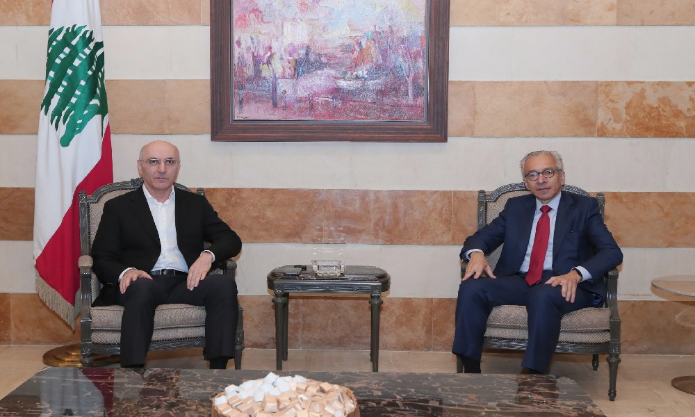 الحجار والبساط يبحثان تشديد الرقابة على الصادرات اللبنانية