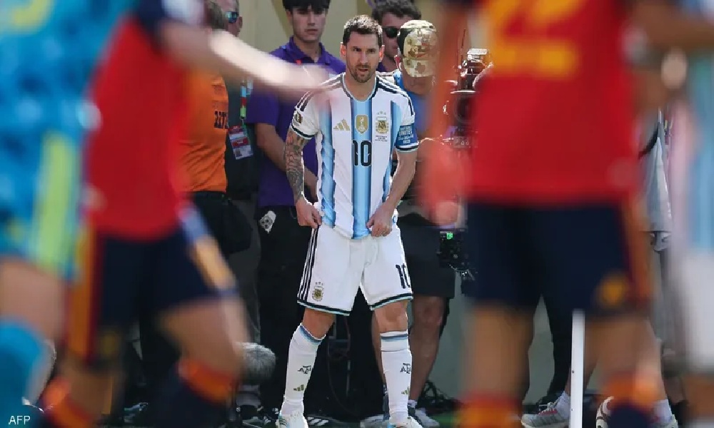 أول تعليق من ميسي بعد خسارة النهائي.. “الألم شديد للغاية”