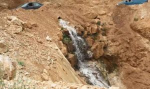 عام «ندرة المياه» ساوى لبنان مع «دول الجفاف»  إنتاج زراعي إلى الوراء.. وهدير الصهاريج يملأ الأحياء