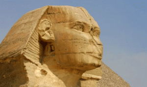 تمثال أبو الهول في خطر