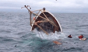 مصر: غرق 8 صيادين وانتشال 11 في حادث مركب البحر الأحمر