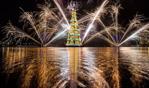 بالصور.. أشجار عيد الميلاد الاجمل في العالم لعام 2014