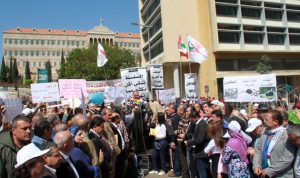 هيئة التنسيق تحشد الالاف في بيروت و”حزب الله” يصف “اللجنة بالانقلابية”