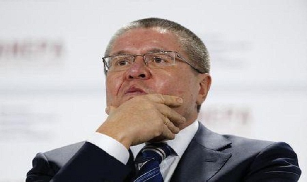 وزير روسي يأمل في رفع العقوبات بعد اتفاق مينسك