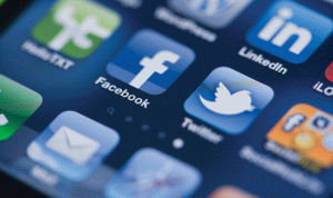 تحذير لـ”فايسبوك” و”تويتر”: الحزم أو مواجهة العقوبة