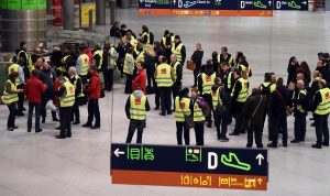 موظفو الأمن يضربون عن العمل في مطارات ألمانيا