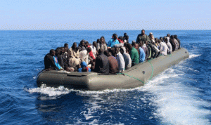إنقاذ نحو 1250 مهاجراً في البحر المتوسط خلال فترة الميلاد