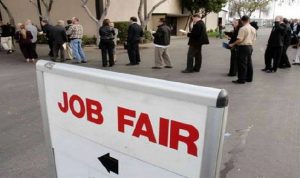 نمو الوظائف الأمريكية وتراجع معدل البطالة إلى 5.8% في أكتوبر