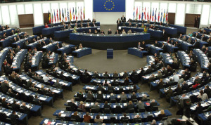 البرلمان الأوروبي يعترف “مبدئياً” بدولة فلسطين