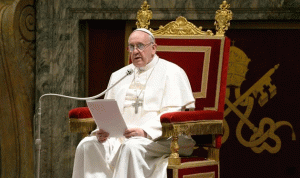 قداسة البابا يدين ما يجري في العراق من تهجير وقتل للمسيحيين