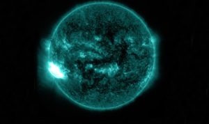العلماء يرجحون وجود المادة المظلمة في قلب الشمس