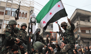 مقاتلو المعارضة السورية يتقدمون بإتجاه مطار حماة العسكري