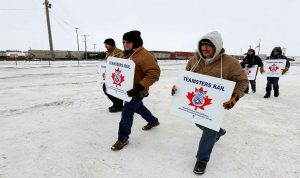 تهديد الحكومة ينهي إضراب عمال سكك الحديد في كندا