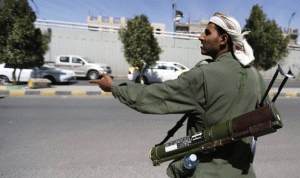 اغتيال قيادي حوثي برصاص مجهولين وسط اليمن
